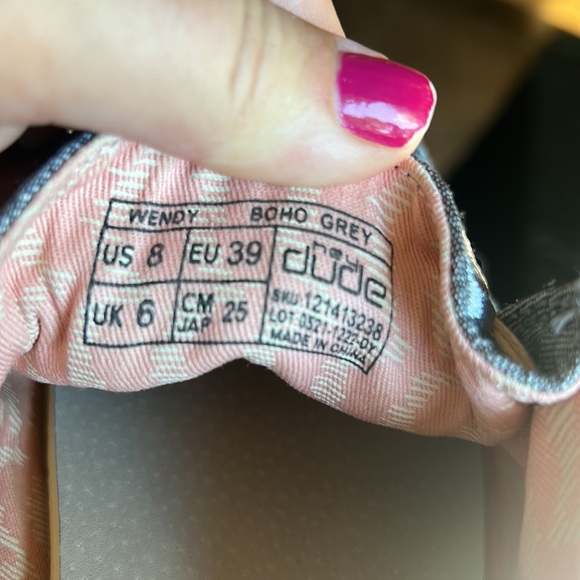 Casual Gray Slip-On Shoes - Picture 6 of 6